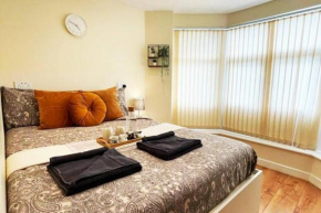 Full Flat-G Floor-Private Kitchen/Bathroom-Parking